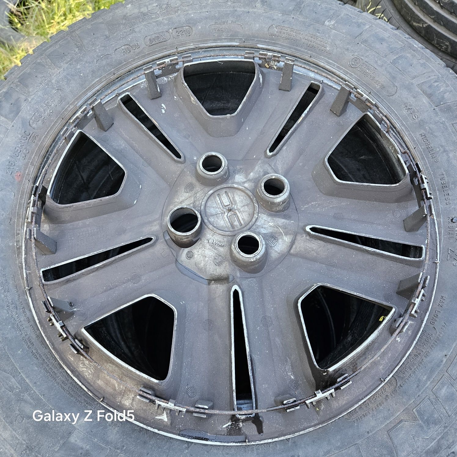 Kołpak strukturalny 16 Dacia Sandero Stepway Lodgy Jogger Dokker Logan