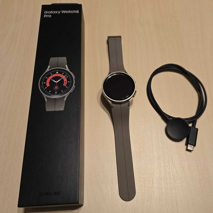Samsung Galaxy Watch 5 Pro 45mm Titanium - okazja, stan bardzo dobry