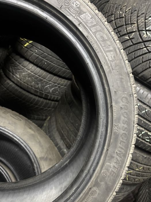 Шини зимові R17 225/45 Michelin Crossclimate 2шт.(ціна за скат)2021рік
