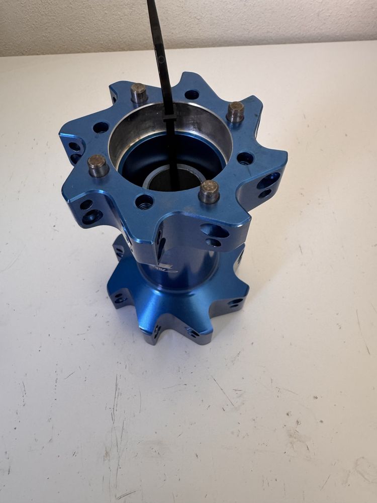 Cubo excel universal para motas