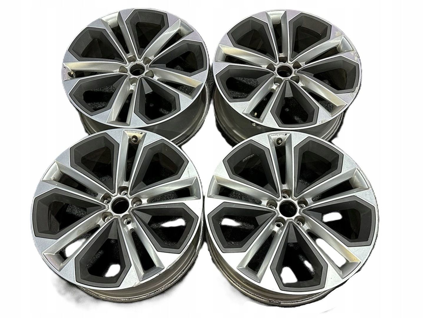 4X Audi Q5 Sq5 Felga 8.5Jx21 5X112 Et34 80A601025As