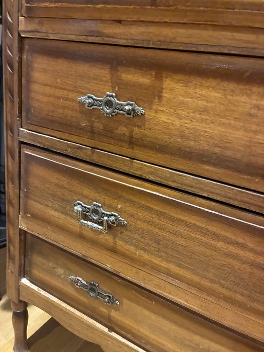 Comoda com 4 gaveta vintage