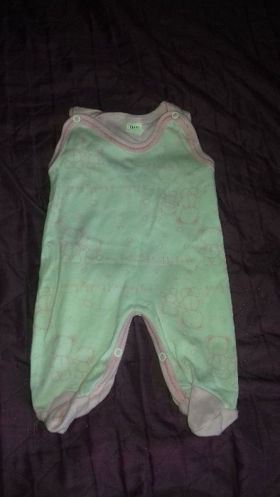 Ubranka rozmiar 56 (0-3 miesięcy)