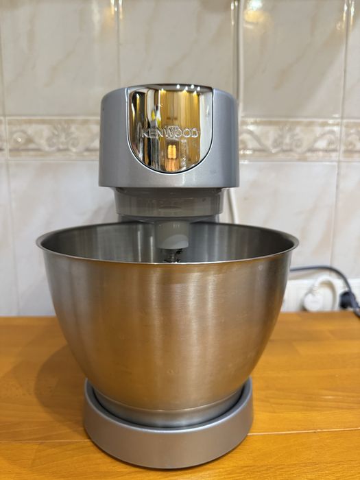 Міксер Kenwood KVC 30