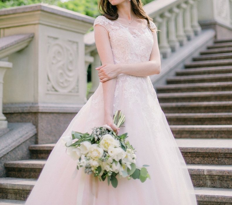 Свадебное платье пудровое розовое dominiss размер XS