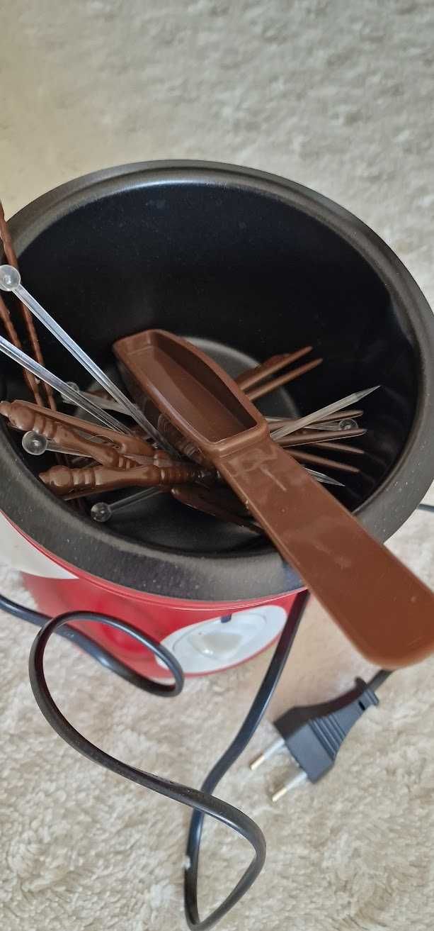 Maszyna do czekoladowego foudue - mini.