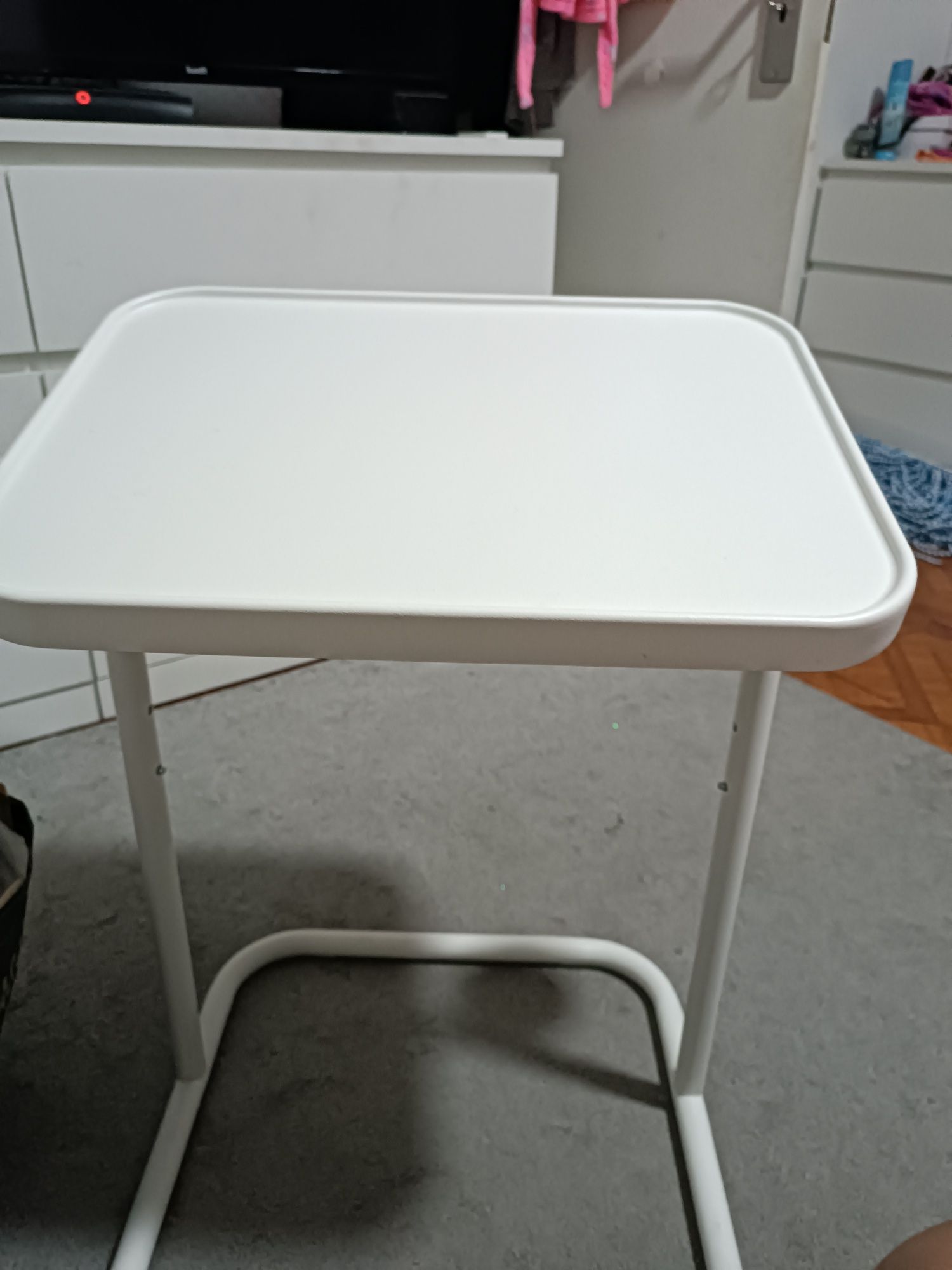 Mesa de apoio IKEA