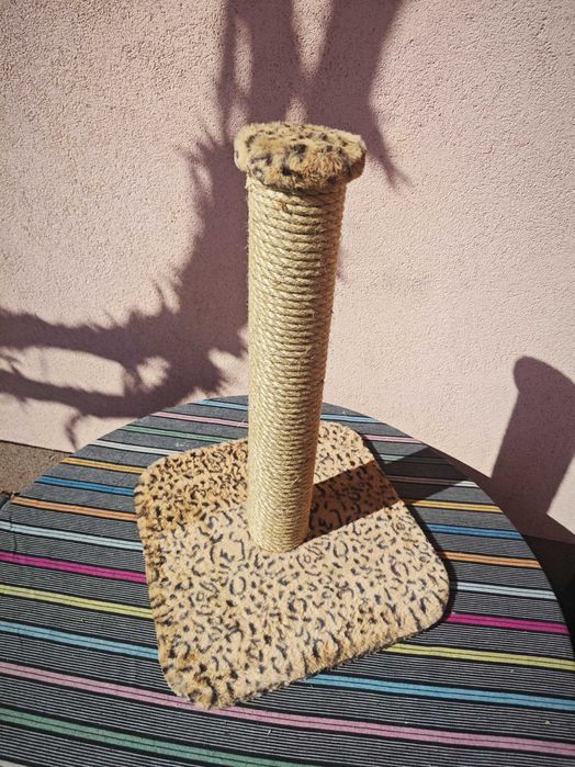 Solidny drapak dla kota "tygrysek" wysoki 56cm ciężki