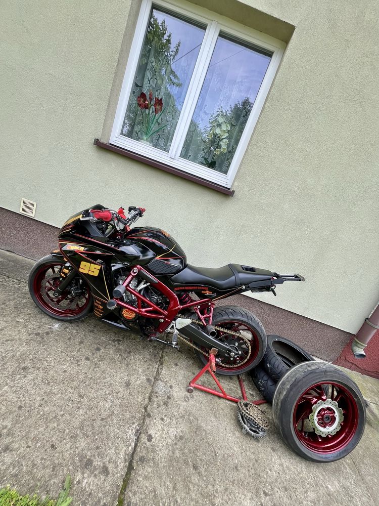 Honda CBR 650F STUNT Street zamienię