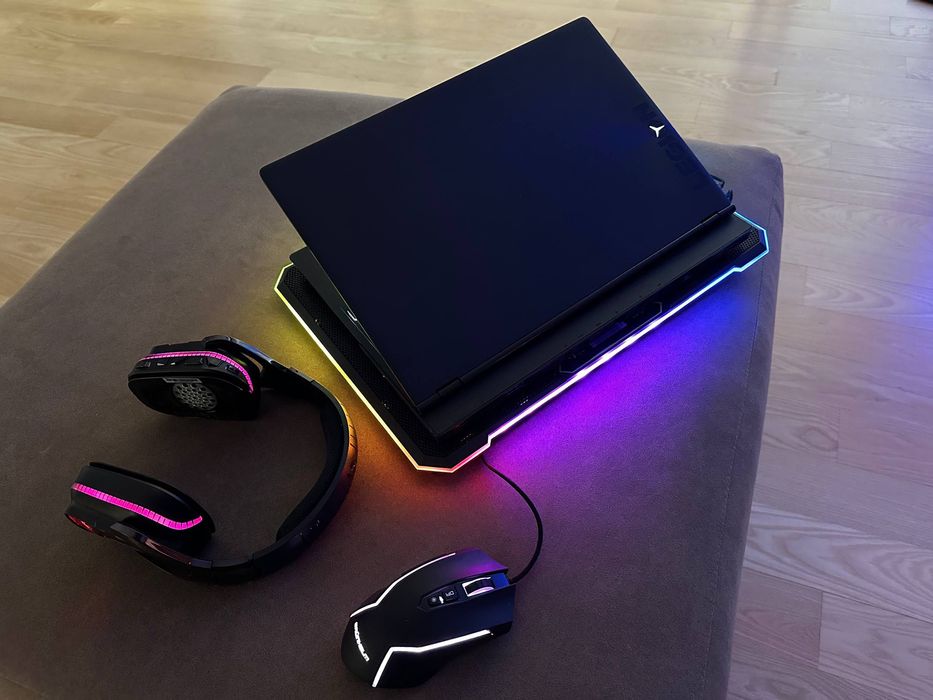 !!Игровой ноутбук!! LENOVO LEGION + игровые девайсы