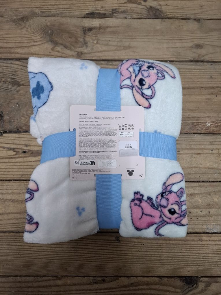Koc Stitch, polarowy, ciepły, nowy, Primark