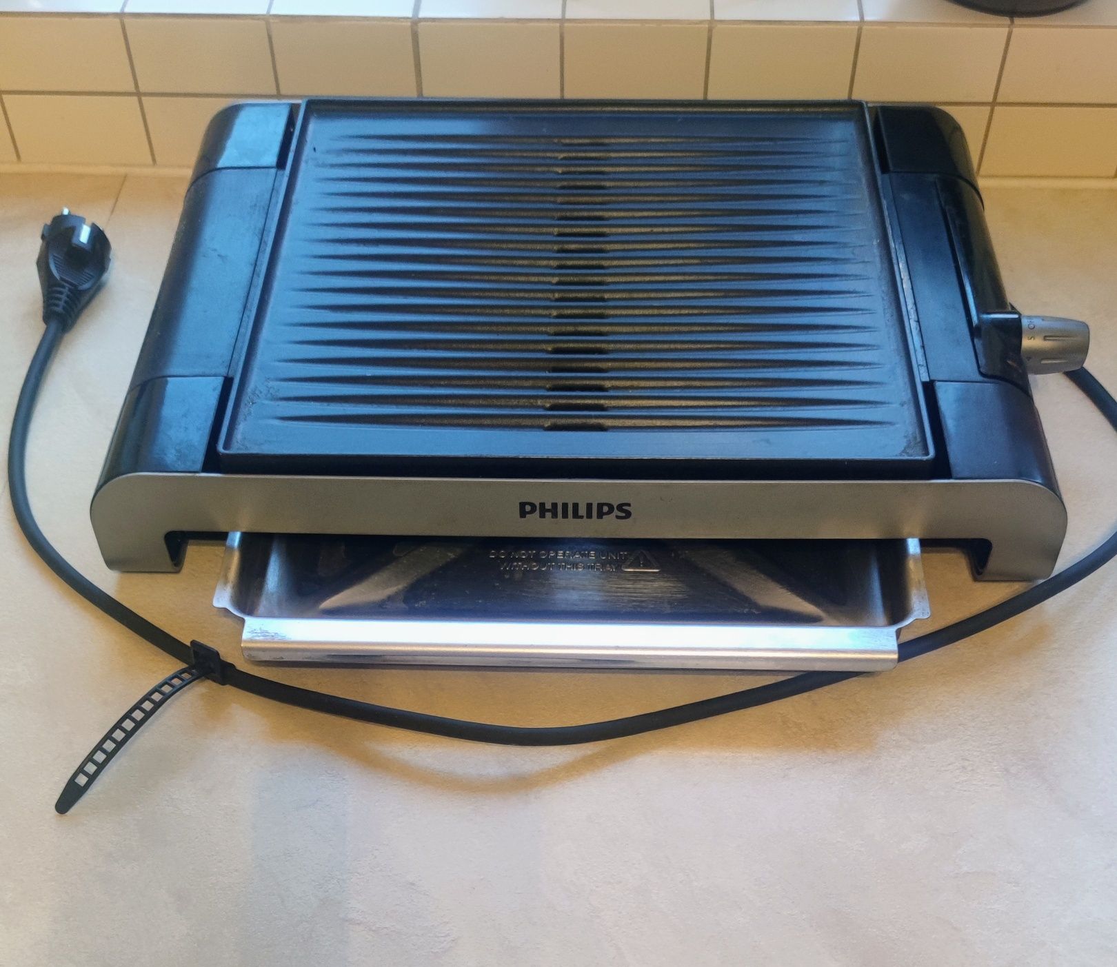 sprzedam mały grill elektryczny Philips