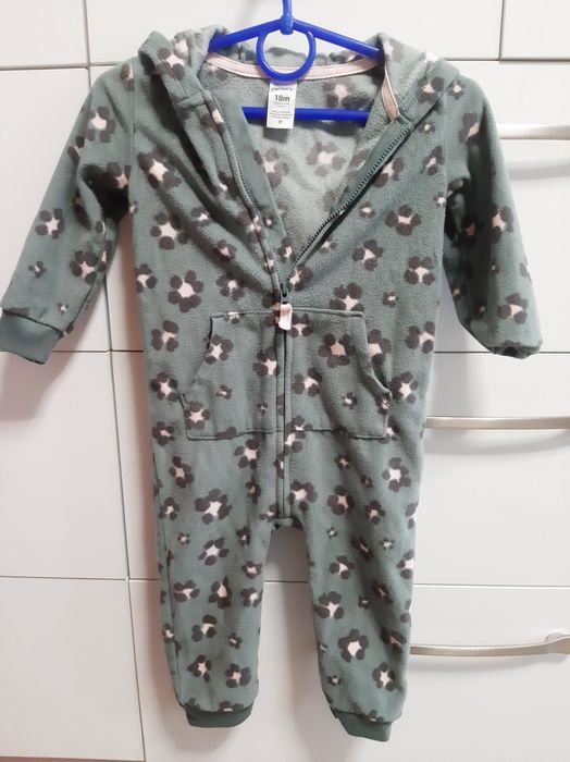 Человек Carter's в хорошем состоянии.