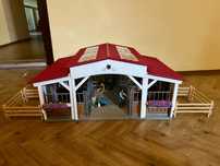 Schleich duza stajnia + dodatki