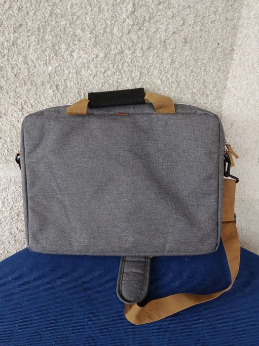 Сумка для ноутбука Hama