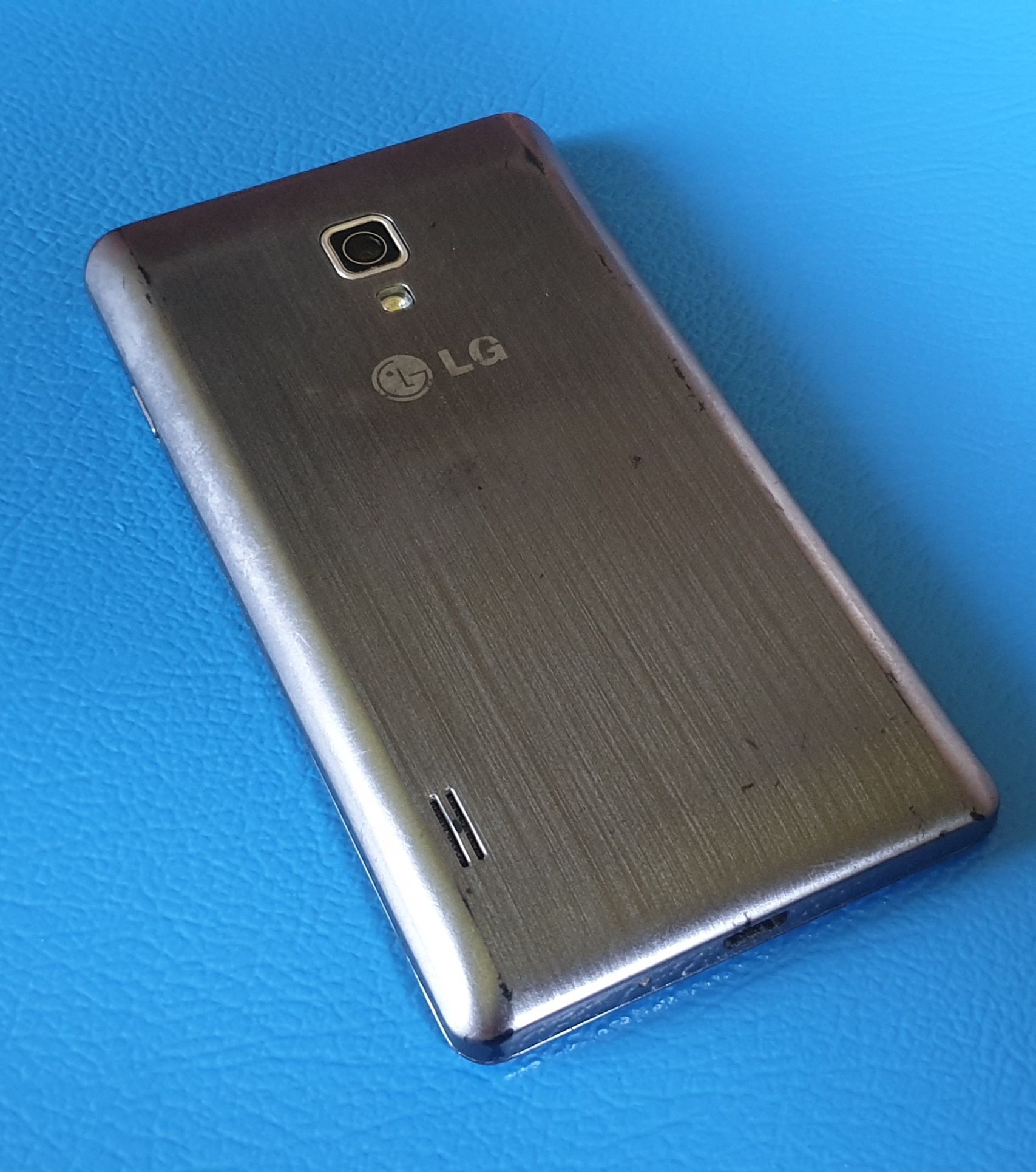 Smartfon telefon LG Swift Optimus L7 II (P710)