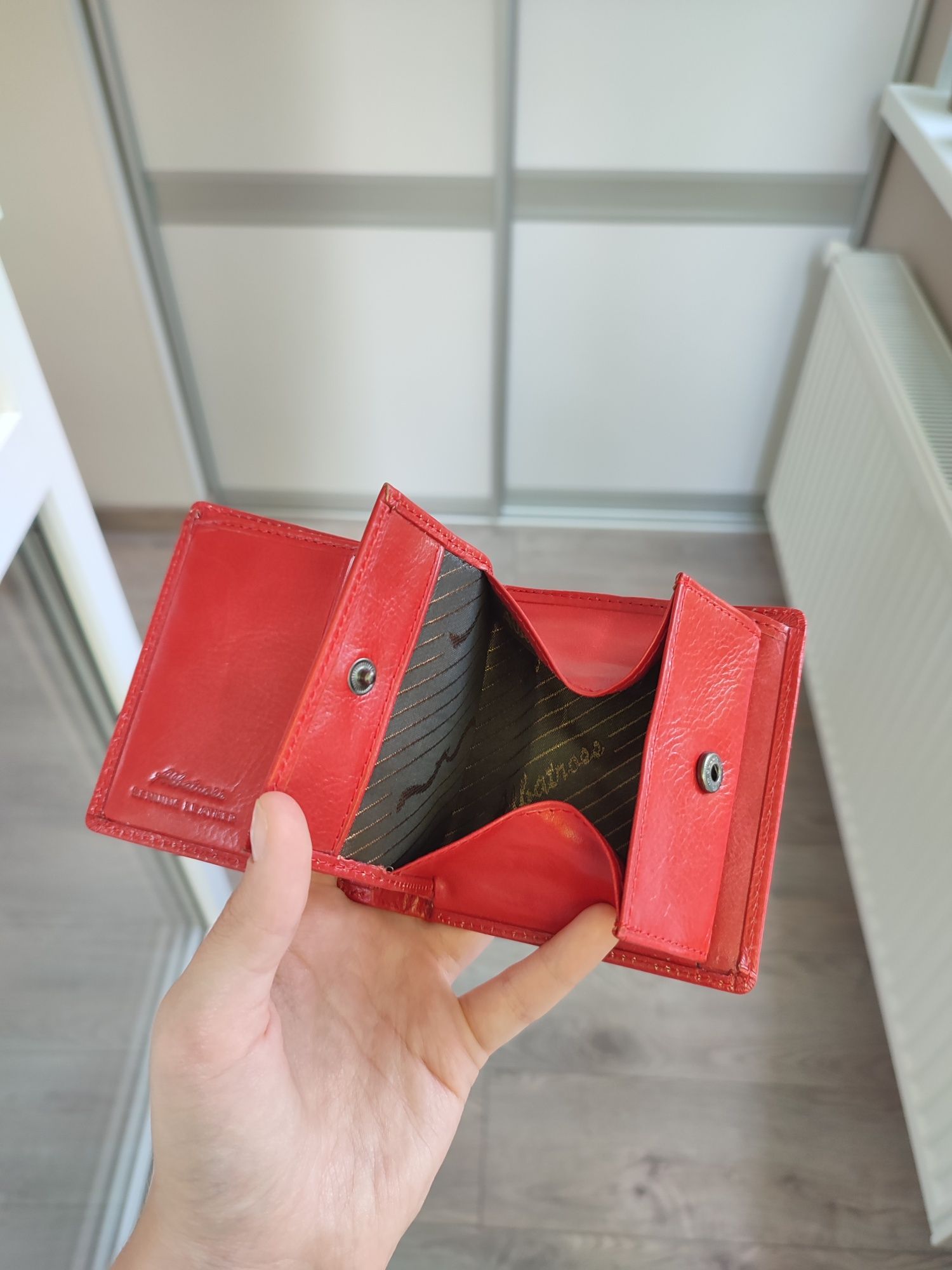 Червоний шкіряний гаманець Albatross 9x10 см