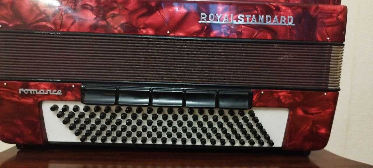 Баян п'ятирядний Royal standart Roman's.