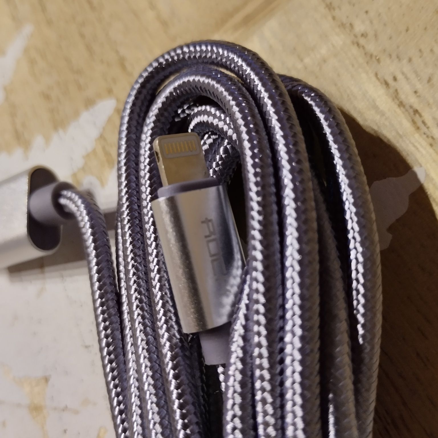 Kabel USB typu lightning 2 m