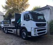Volvo FM 330 6x2 Camião estrado com Grua Palfinger