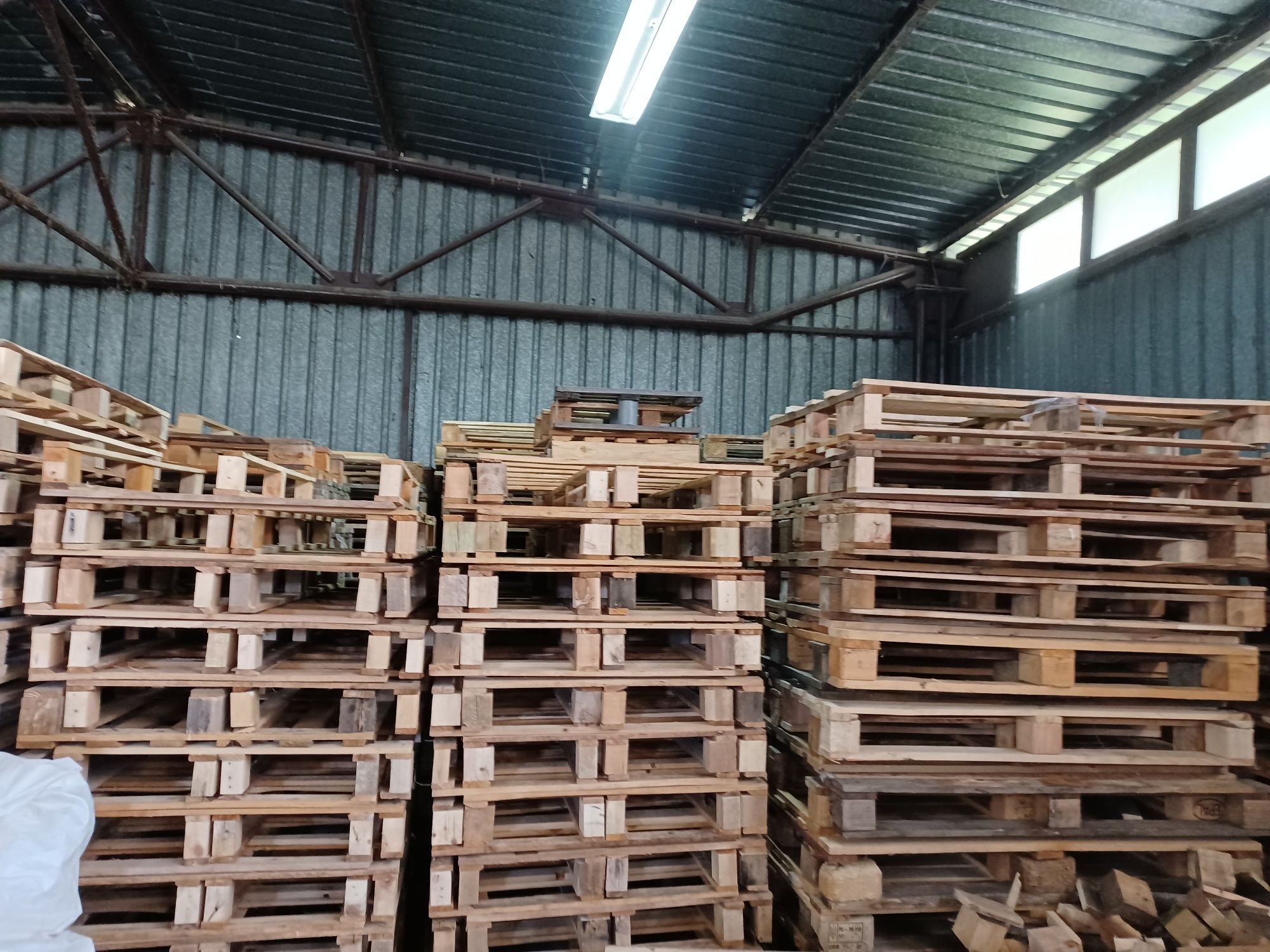 Mobilny skup palet