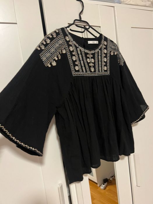 Bluzka bawełniana MNG z haftem,  luźny krój