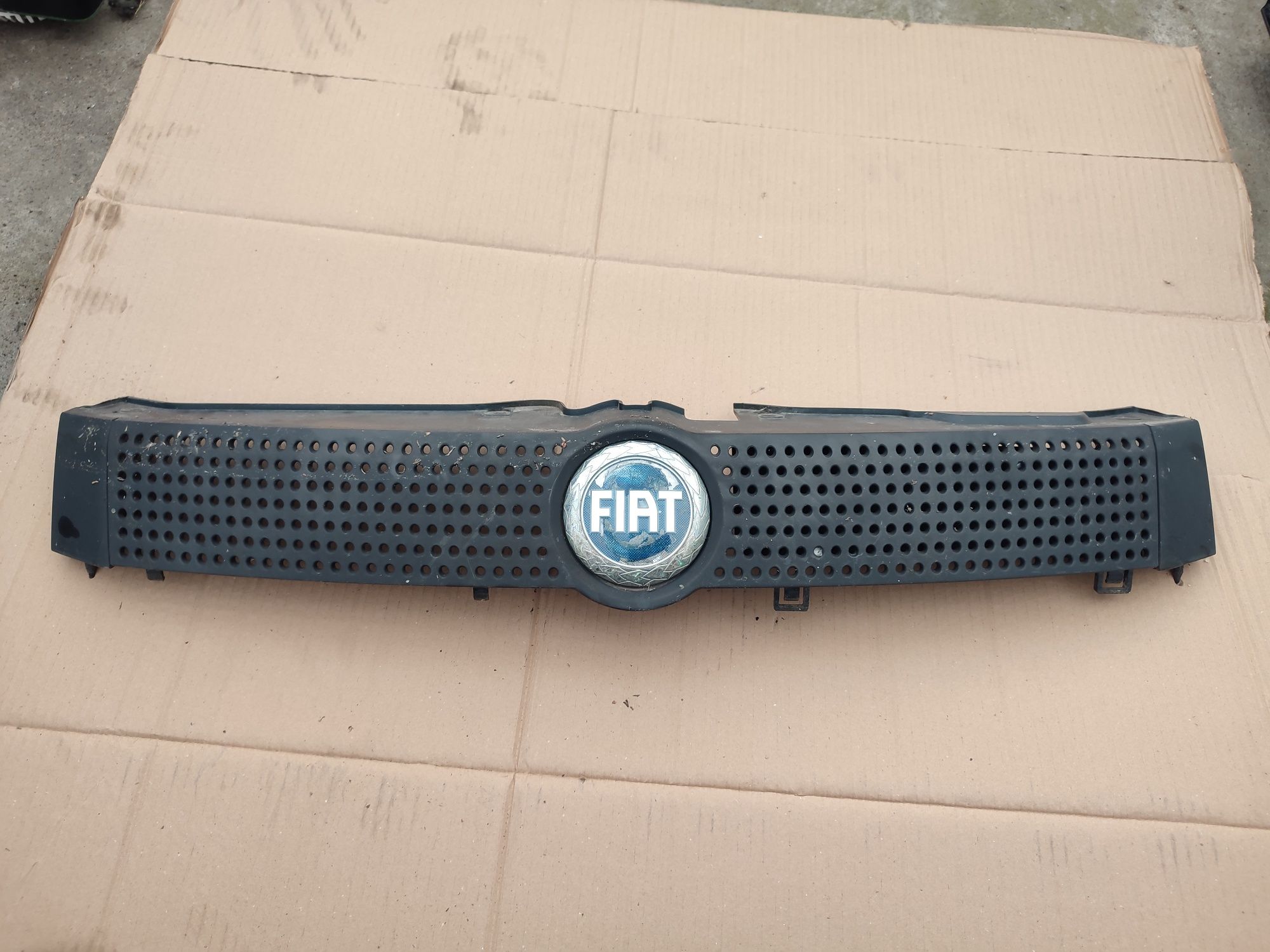 Grill atrapa Fiat panda 2