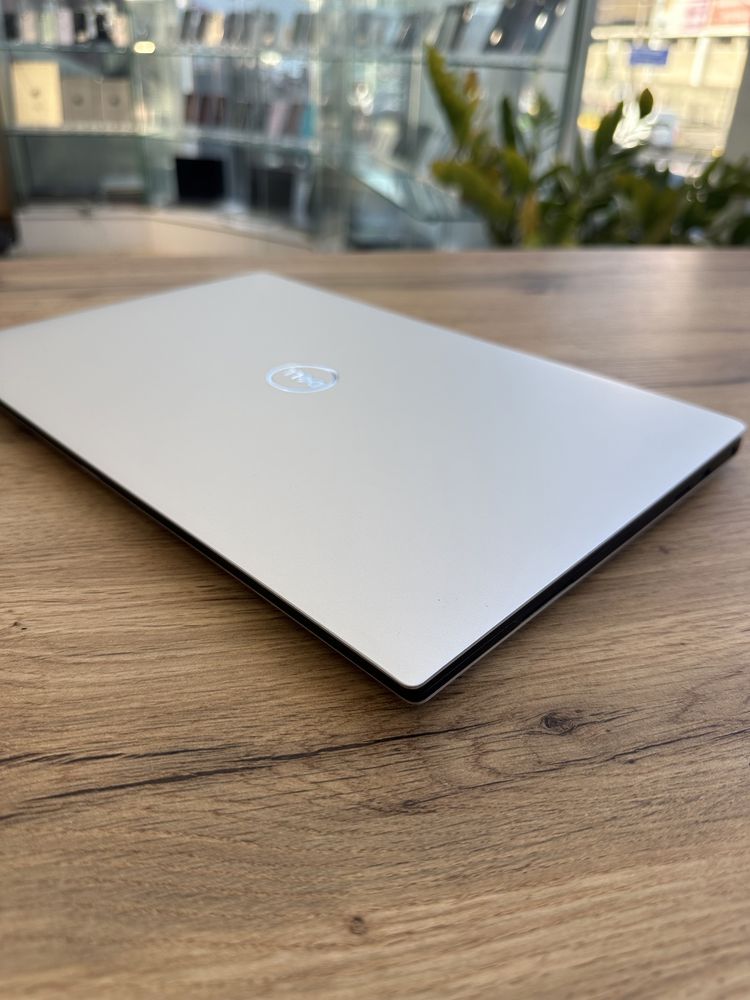 Dell XPS 13 9305 i5-1135G7/8/512 480$