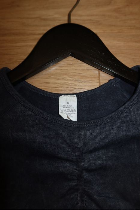 Сірий спорткостюм S, ідеальна посадка та push-up ефект.