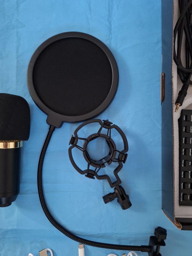 Mikrofon Zestaw BM800 ,Mikrofon + karta dźwiękowa V8S