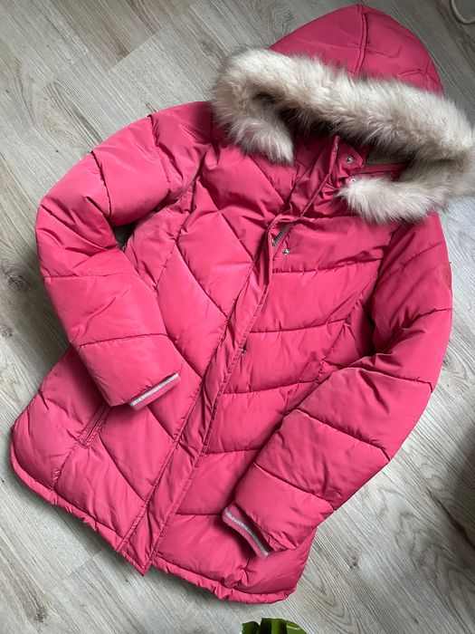 Зимова куртка для дівчинки на 9-12років