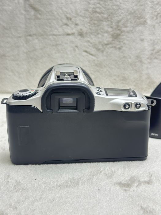 Canon EOS 300 obiektyw tamron 28-200 f3.8-5.6 aparat analogowy tradycy