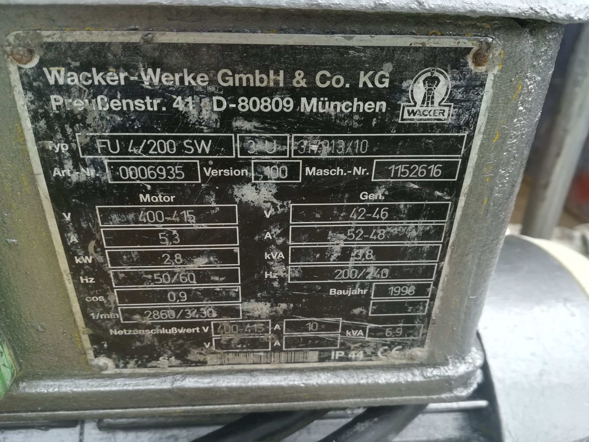 Wibrator do betonu Wacker