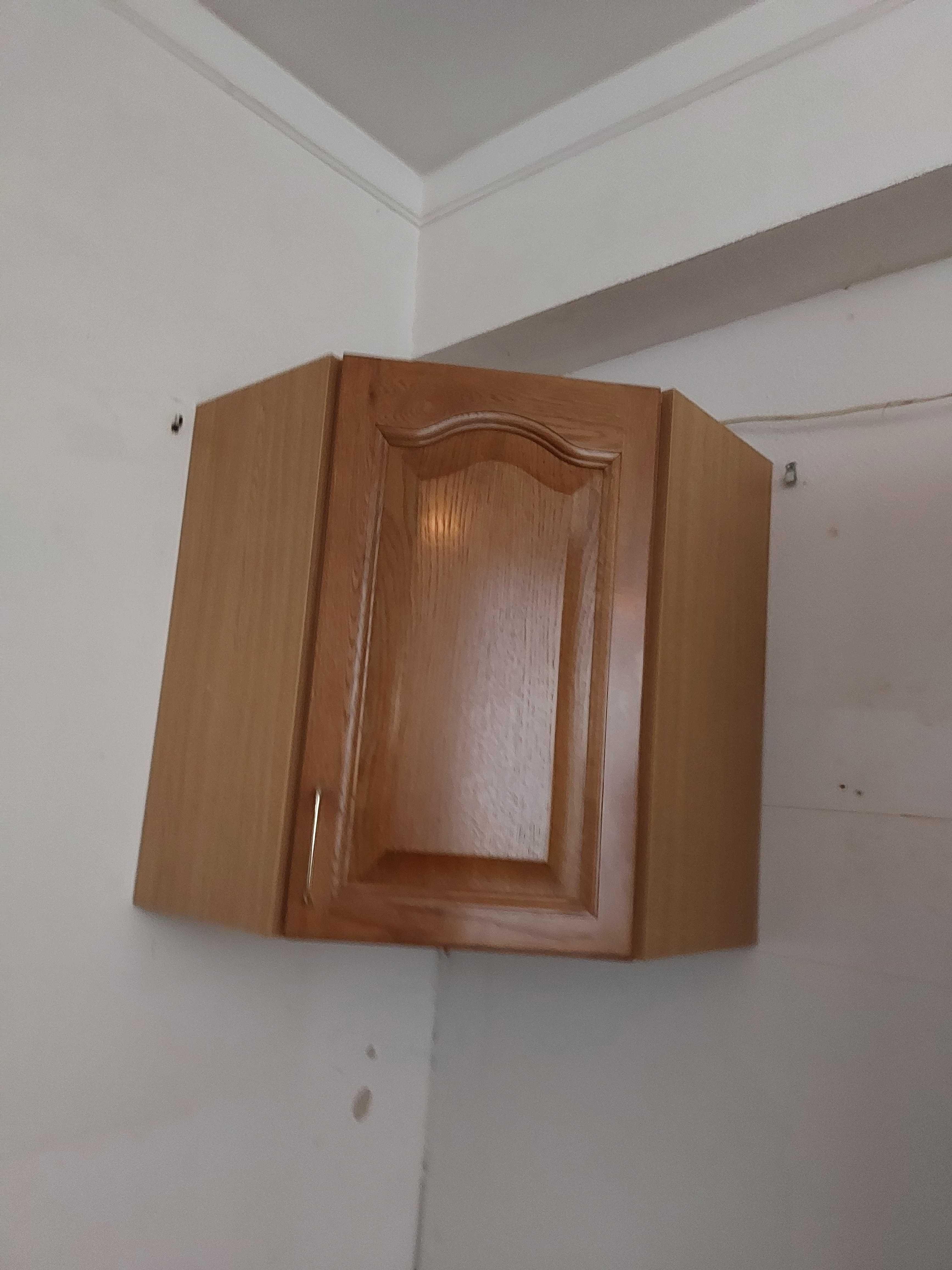 Móvel de fixar à  parede.