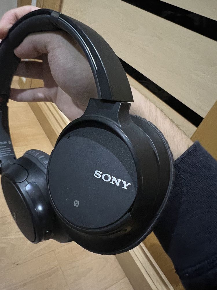 Headphones Sony WH-CH700N