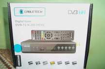 Dekoder Cabletech URZ0336B, DVB-T2 H.265, pilot, mało używany.