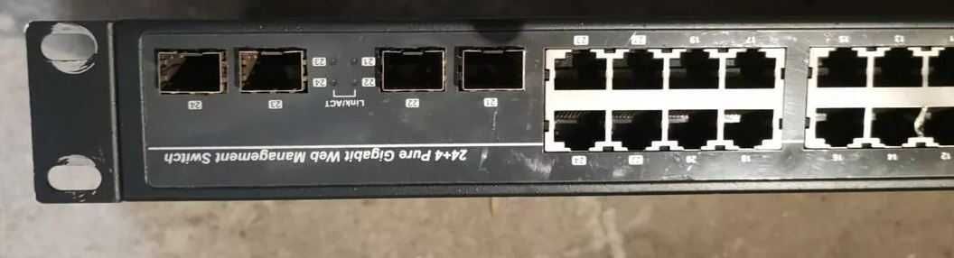 Gigabitowy przełącznik zarządzany GSH2404W