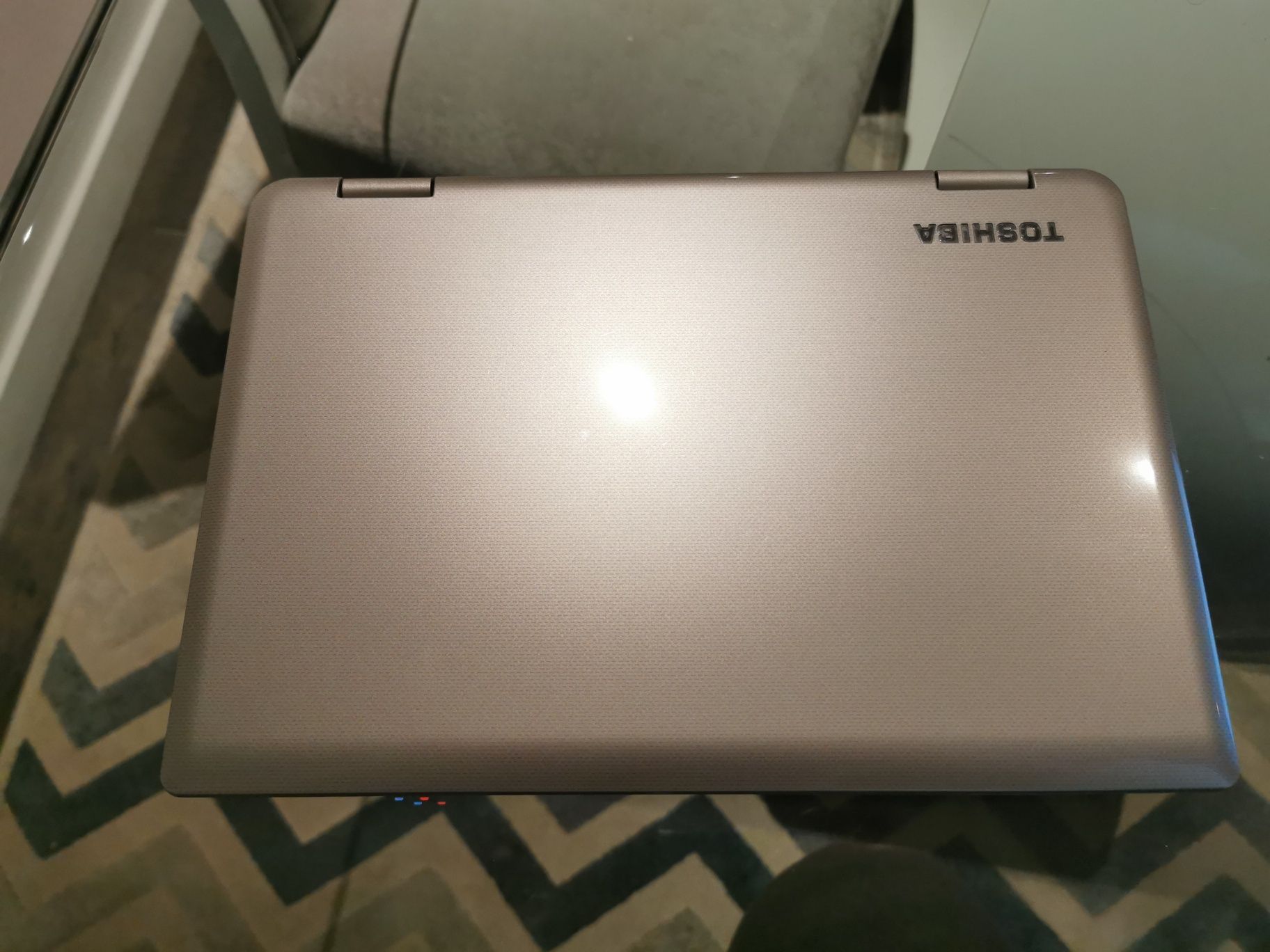 Portátil Toshiba L10W-B-102