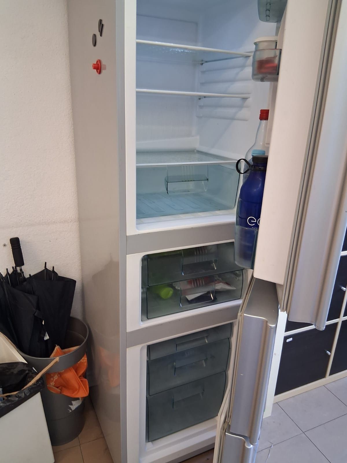Frigorífico Jocel Espelhado A+ | Quase Novo – 200€