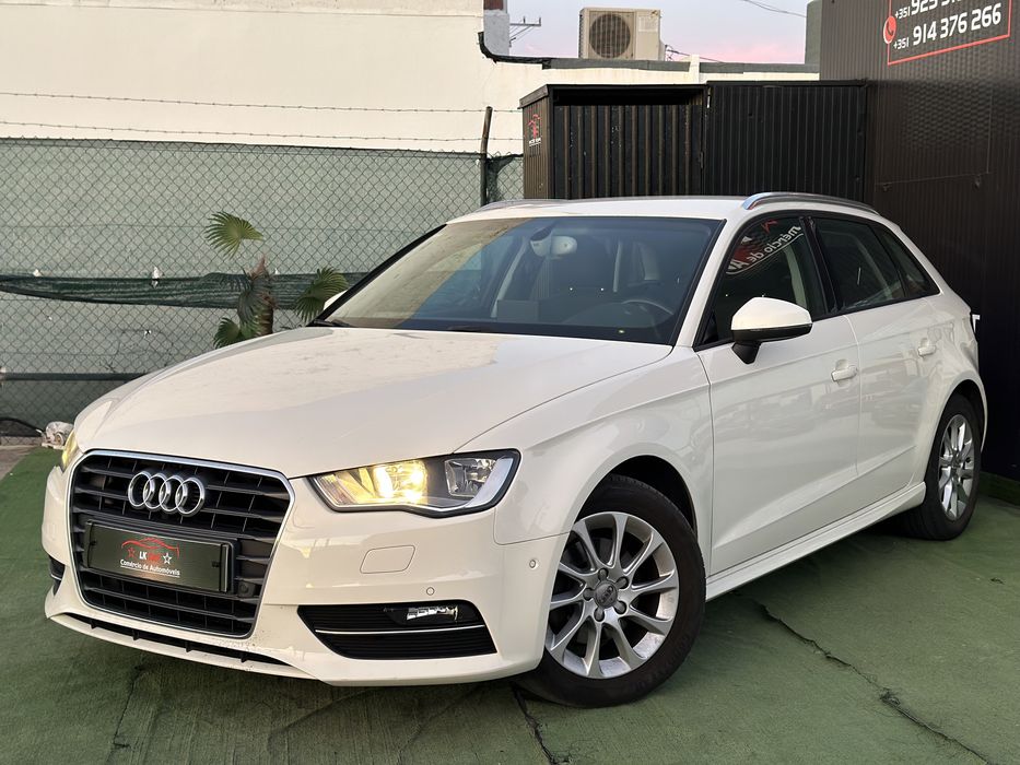 Audi A3 1.6 TDi ‘ Sportback ‘  GARANTIA !  / Nacional