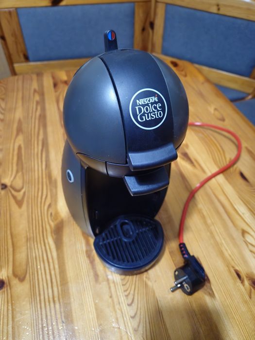 Ekspres do kawy na kapsułki Nescafe  Krups Dolce Gusto