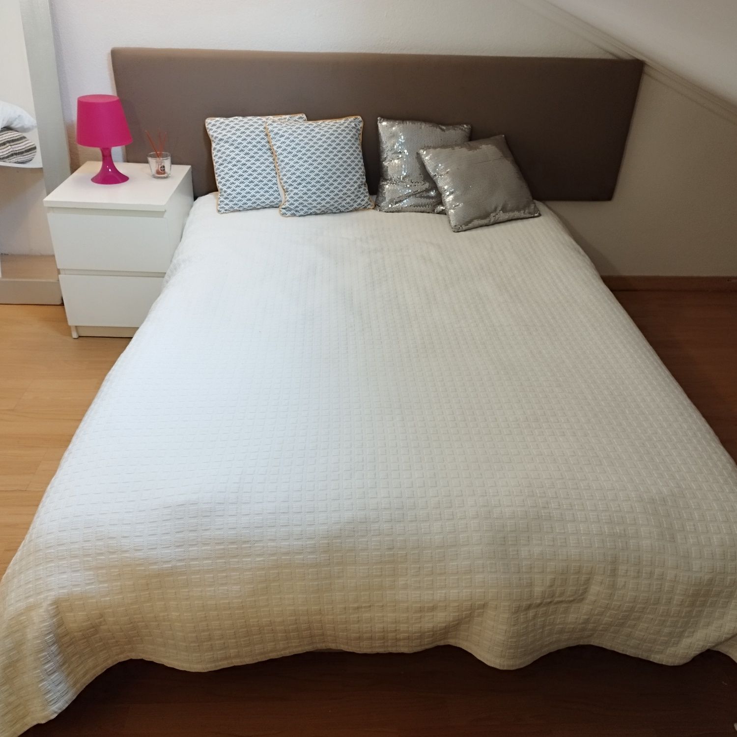 Quarto individual 370