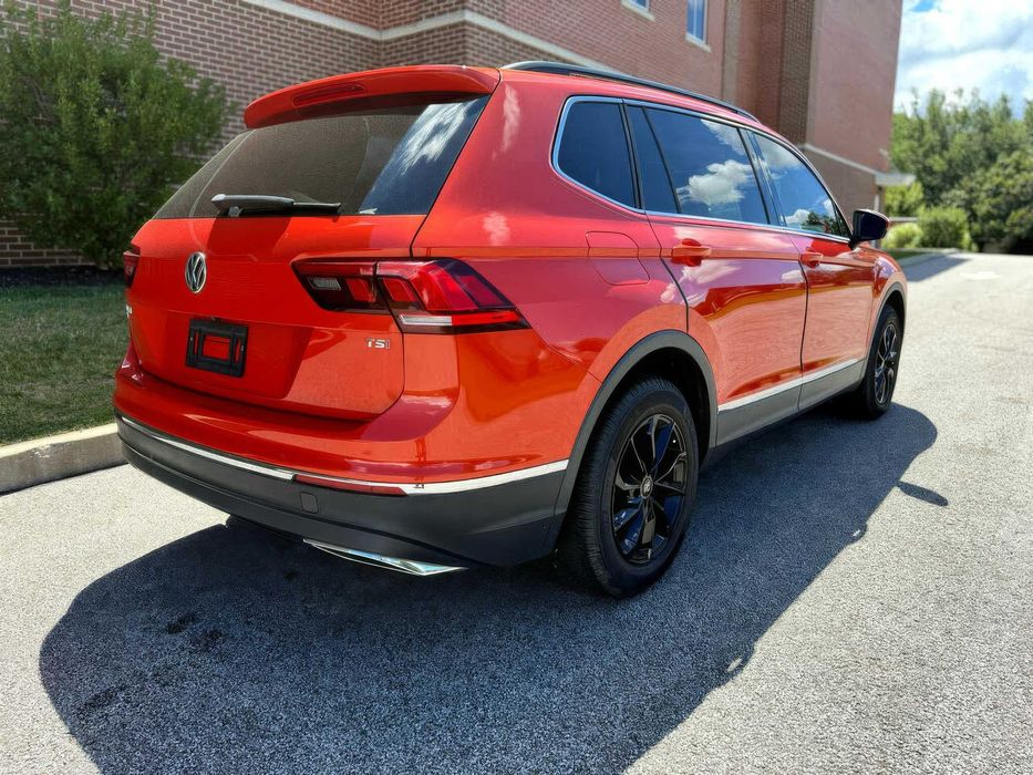 Volkswagen Tiguan      2018