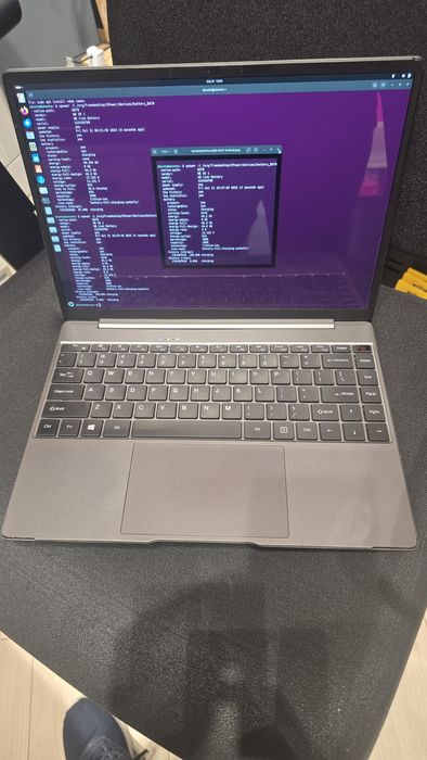 Laptop Chuwi Corebook X i3 1215u, 8 GB RAM 512 SSD NVME