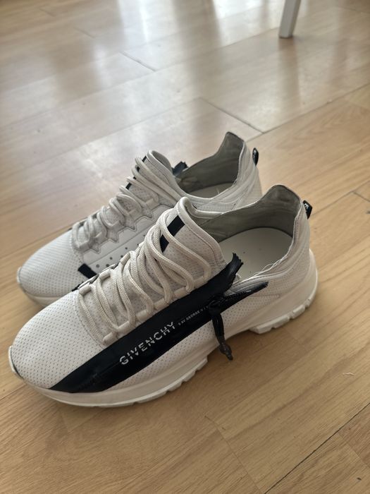 Tenis Givenchy n42 em bom estado