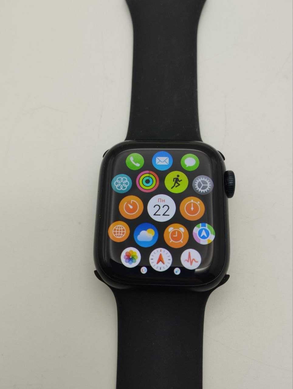 Смарт-годинник Apple Watch Series 8 41mm A2772