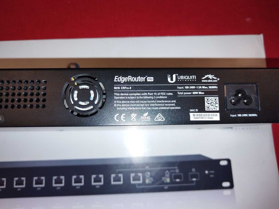 Ubiquiti EdgeRouter PRO  rack sfp wysoka wydajnosc router