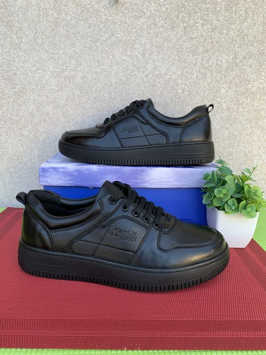 Кросівки чоловічі чорні р40.41.42.43.44.45