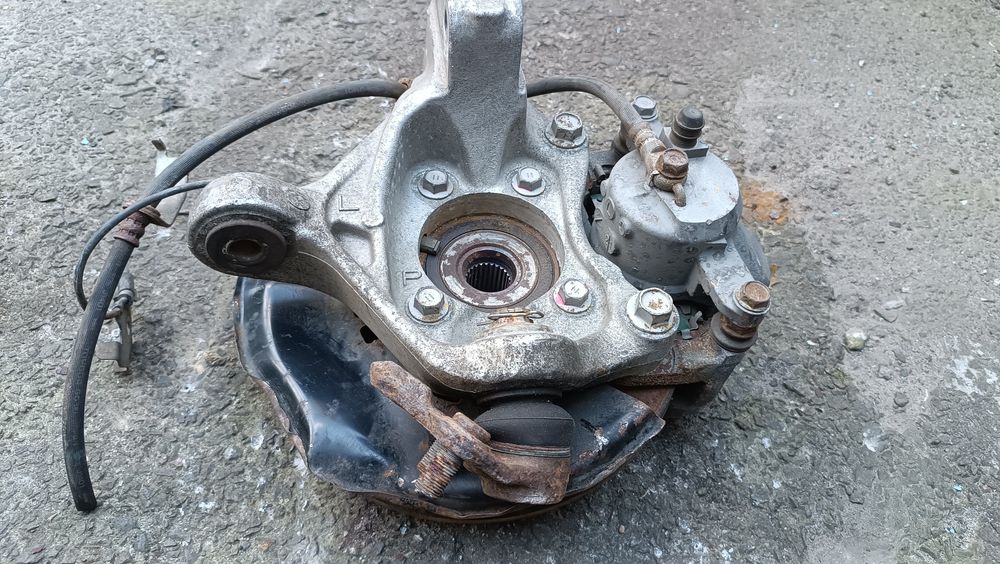 Цапфа Toyota Prius 30 2009 — 2017 оригінал