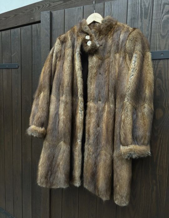 Prawdziwe futro z norek płaszcz brązowy długi